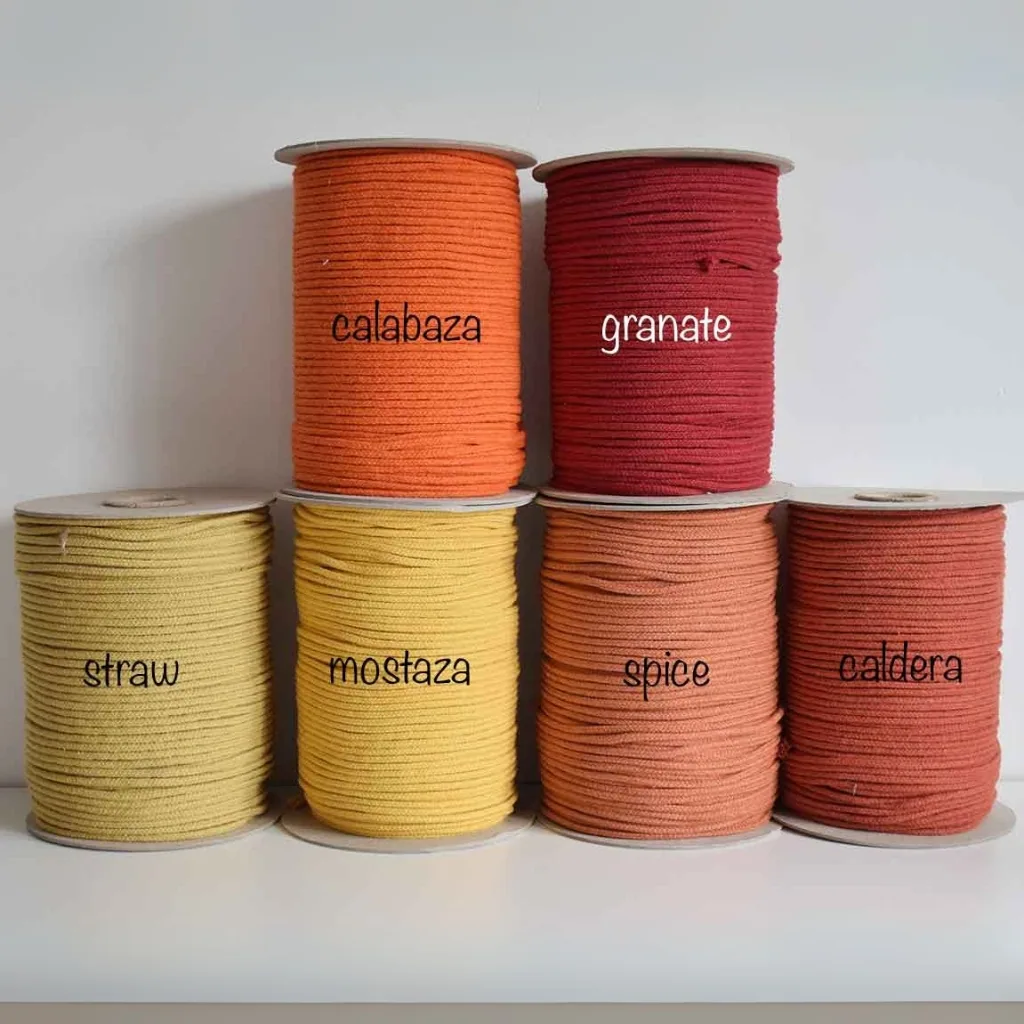 Bobinas colores cálidos cordón trenzado 4mm
