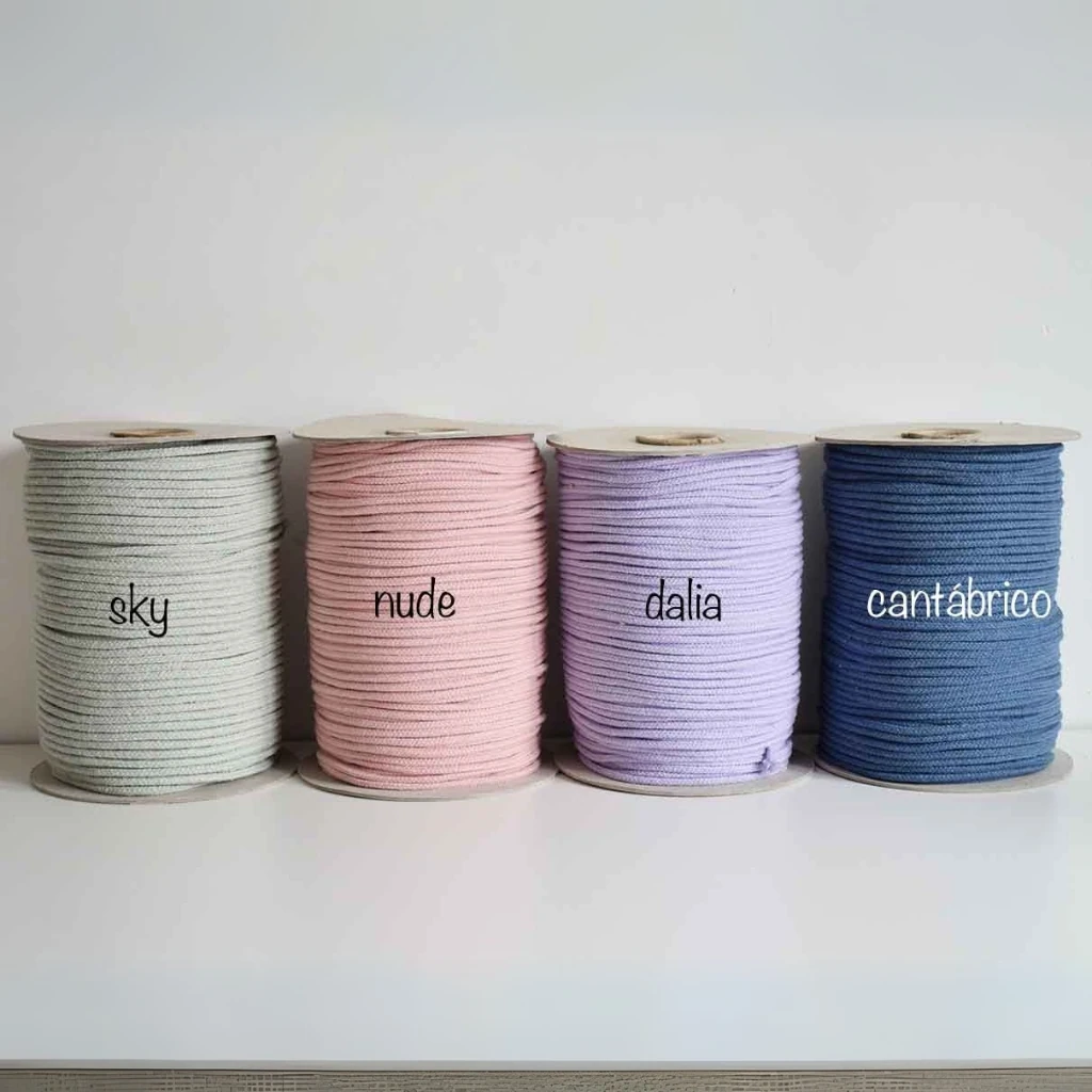 Bobinas colores fríos cordón trenzado 4mm
