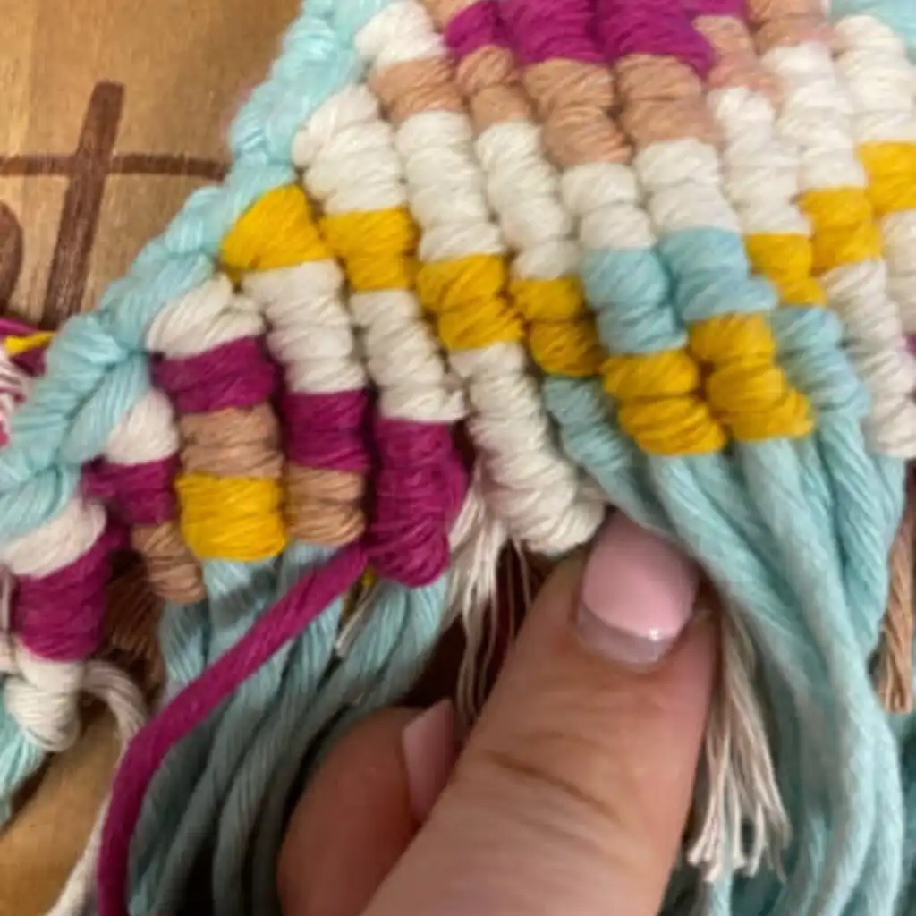 trama kilim macrame detalle nudos